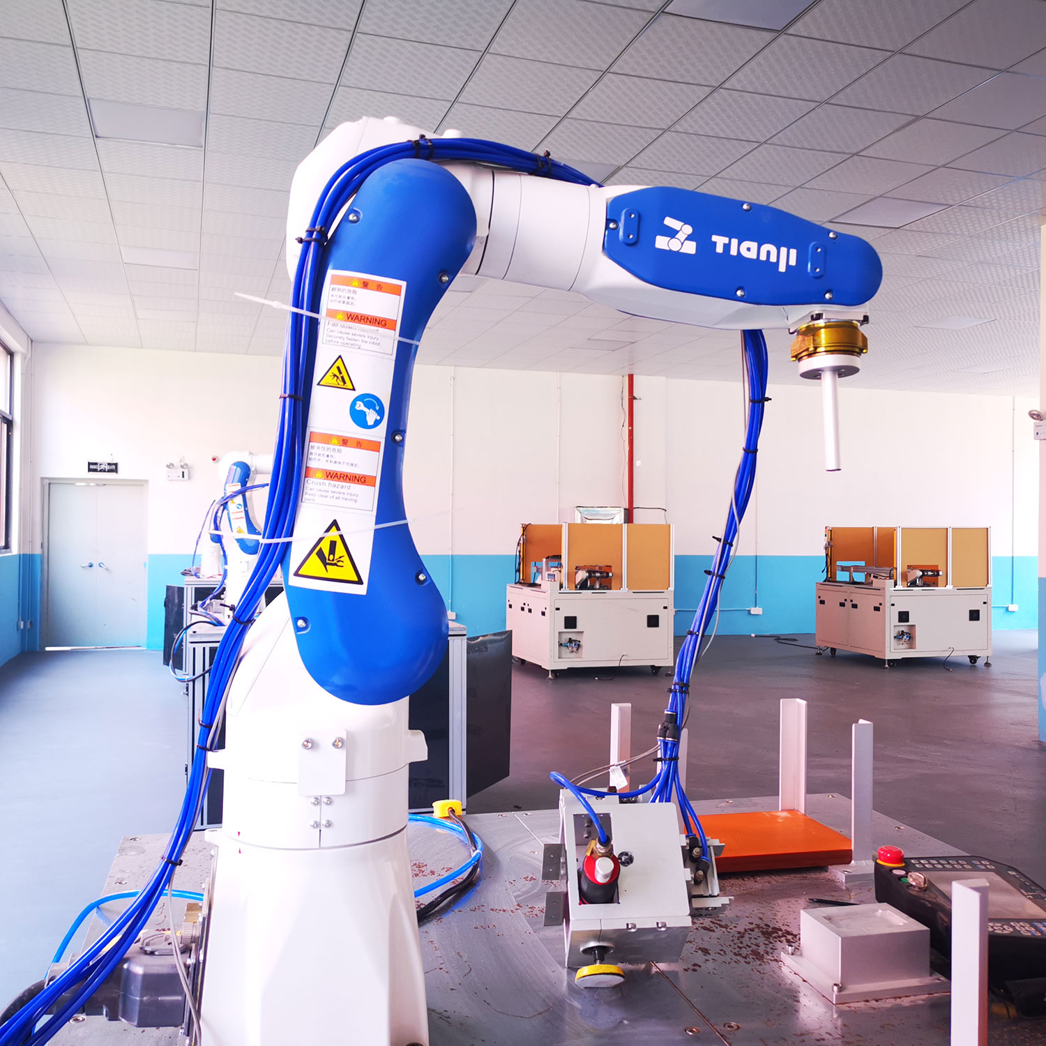 工業(yè)機(jī)器人實(shí)訓(xùn)設(shè)備