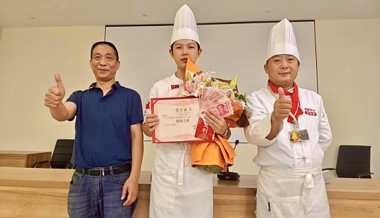 狄鹿烹飪抖音小陽先生